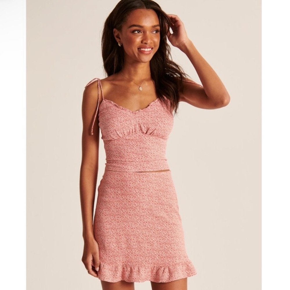 Abercrombie & Fitch Ruffle Mini Skirt